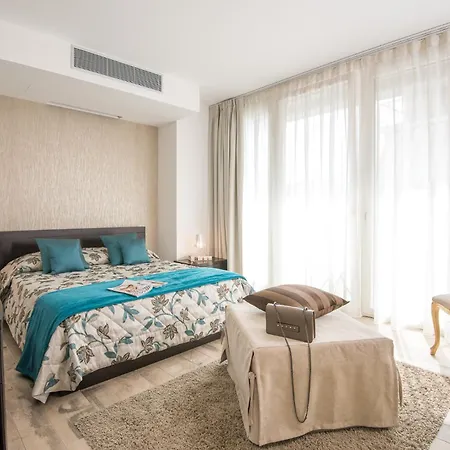 Apart Otel Rivetto 4*